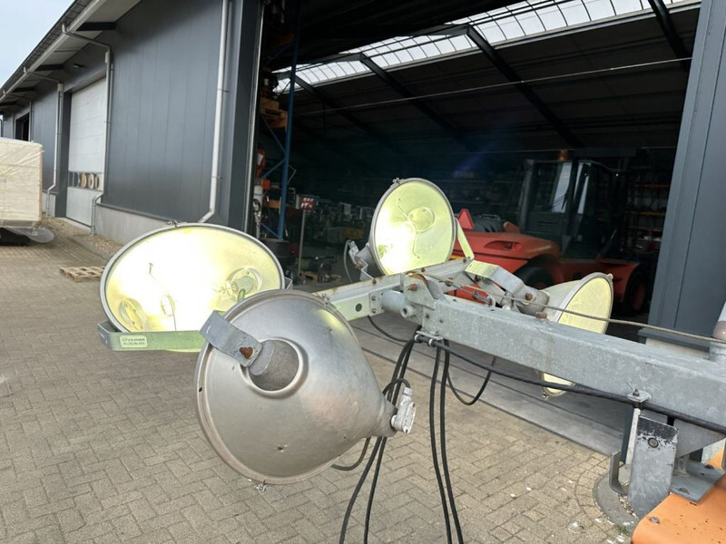 Осветительная мачта Kubota D905 Allmand Mobiele Lichtmast Aggregaat Light Tower 8.1 meter: фото 7