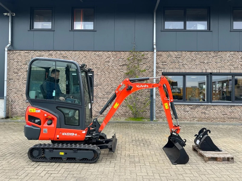 Kubota KX019-4 Mini Graver Rups Graafmachine Diesel as New ! - Мини-экскаватор: фото 1 Kubota KX019-4 Mini Graver Rups Graafmachine Diesel as New ! - Мини-экскаватор: фото 1
