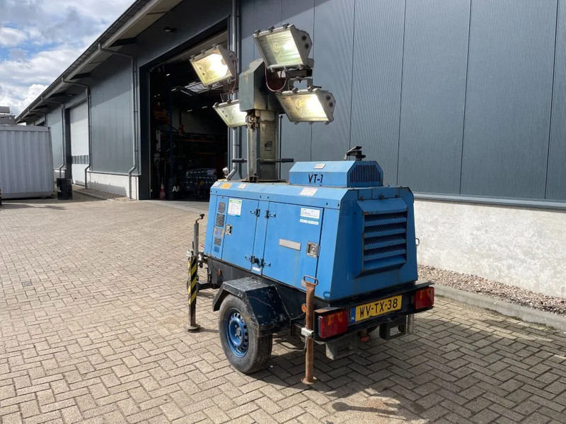 Kubota Superlight VT1 mobiele lichtmast-generator - Осветительная мачта: фото 5 Kubota Superlight VT1 mobiele lichtmast-generator - Осветительная мачта: фото 5