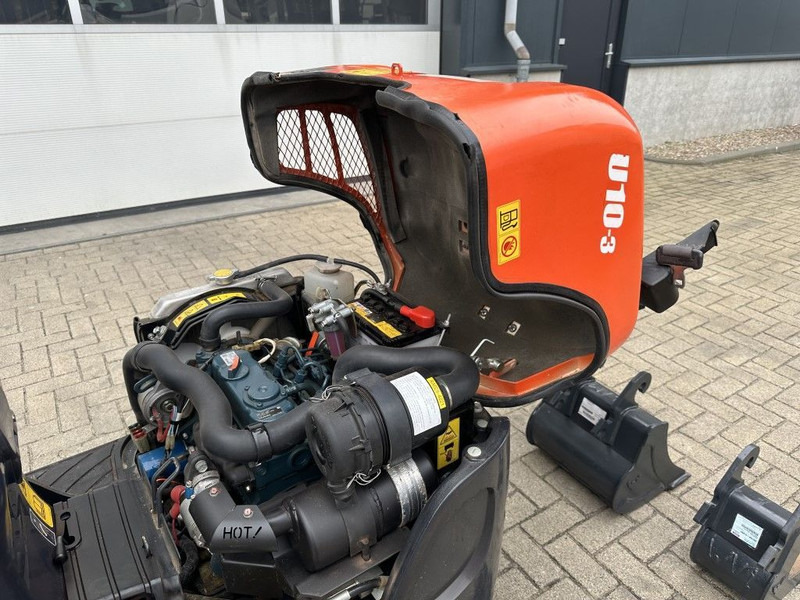 Kubota U10-3 Minigraver Diesel Graafmachine 2021 ! 690 uur ! As New ! - Мини-экскаватор: фото 3 Kubota U10-3 Minigraver Diesel Graafmachine 2021 ! 690 uur ! As New ! - Мини-экскаватор: фото 3