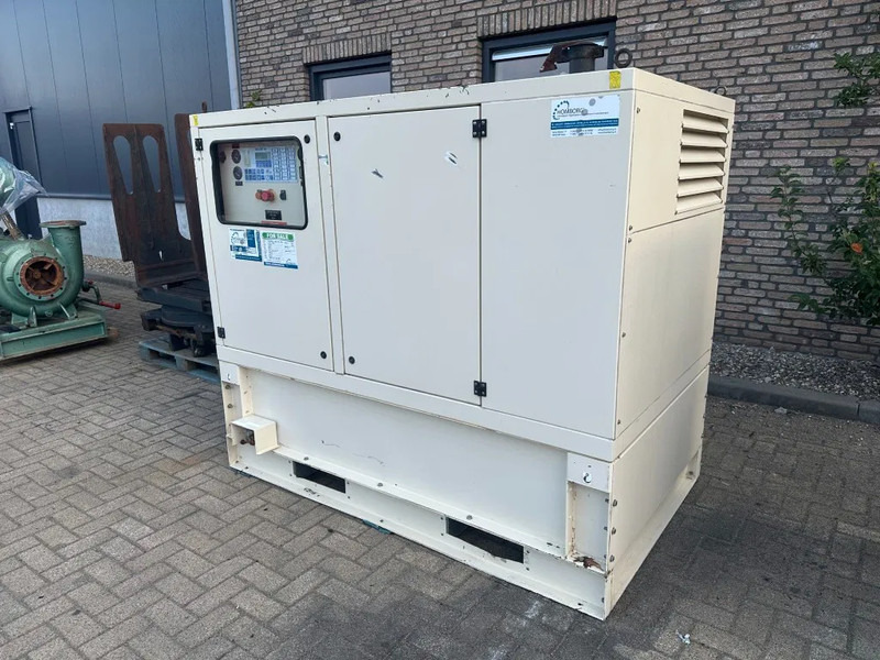 Lombardini LDW 1003 Mecc Alte Spa 7 kVA Supersilent noodstroom generatorset - Электрогенератор: фото 3 Lombardini LDW 1003 Mecc Alte Spa 7 kVA Supersilent noodstroom generatorset - Электрогенератор: фото 3