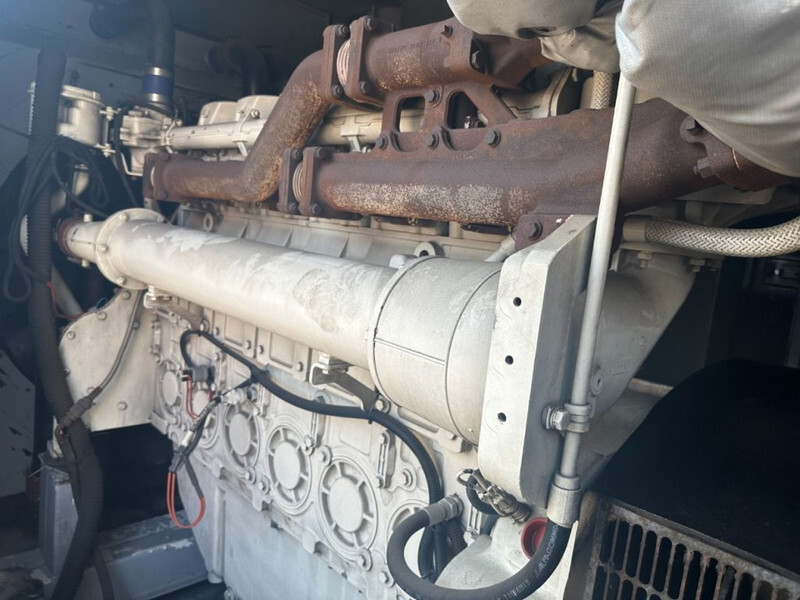 Perkins 4006-23TAG3A Stamford 900 kVA Silent generatorset - Электрогенератор: фото 5 Perkins 4006-23TAG3A Stamford 900 kVA Silent generatorset - Электрогенератор: фото 5