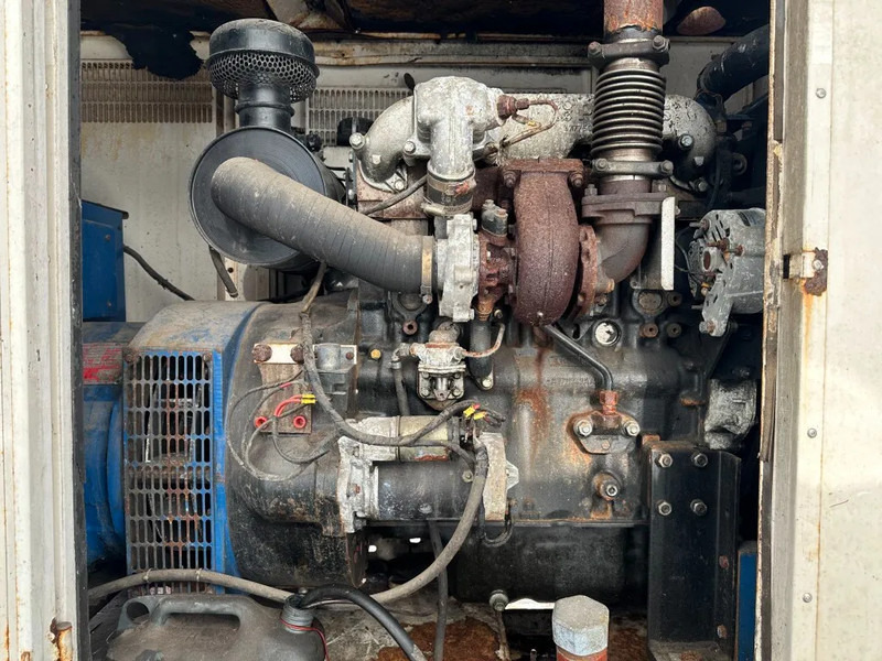 Perkins T4.236 FG Wilson Stamford 60 kVA Silent generatorset - Электрогенератор: фото 5 Perkins T4.236 FG Wilson Stamford 60 kVA Silent generatorset - Электрогенератор: фото 5