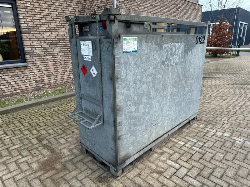 Rietbergwerke 2400 liter gegalvaniseerde dubbelwandige IBC Dieseltank - Морской контейнер: фото 2 Rietbergwerke 2400 liter gegalvaniseerde dubbelwandige IBC Dieseltank - Морской контейнер: фото 2