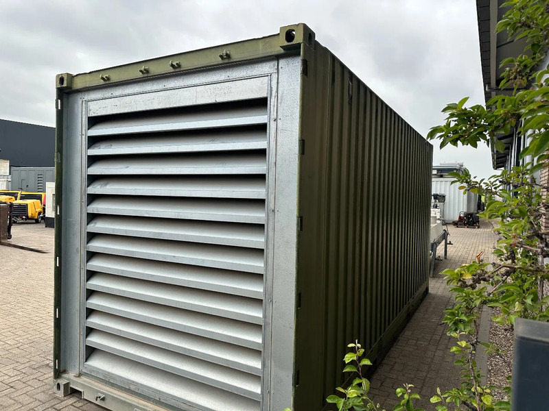 SDMO Detroit Leroy Somer 800 kVA Silent generatorset in 20 ft container 1639 hours ! - Электрогенератор: фото 2 SDMO Detroit Leroy Somer 800 kVA Silent generatorset in 20 ft container 1639 hours ! - Электрогенератор: фото 2