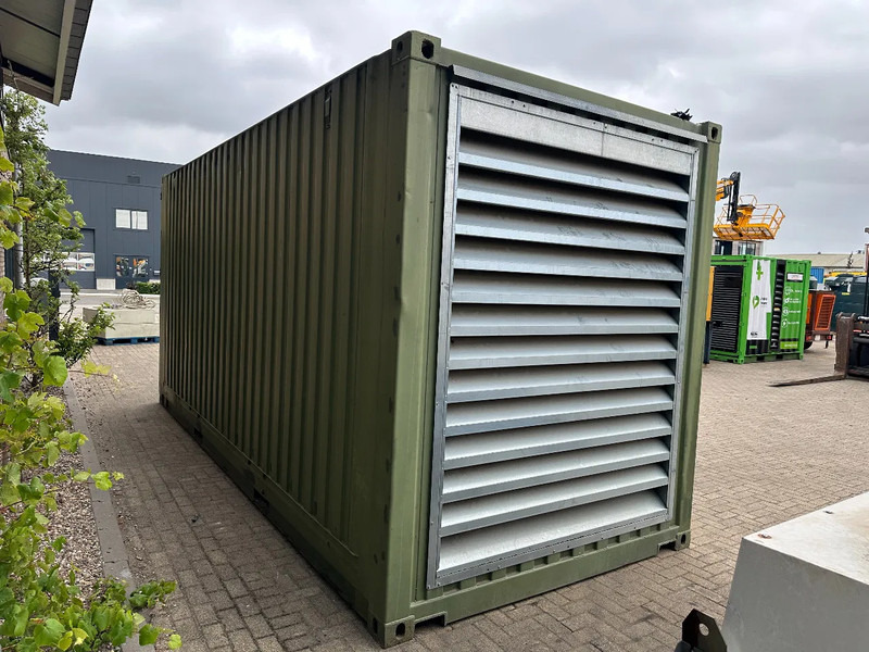 SDMO Detroit Leroy Somer 800 kVA Silent generatorset in 20 ft container 1639 hours ! - Электрогенератор: фото 3 SDMO Detroit Leroy Somer 800 kVA Silent generatorset in 20 ft container 1639 hours ! - Электрогенератор: фото 3