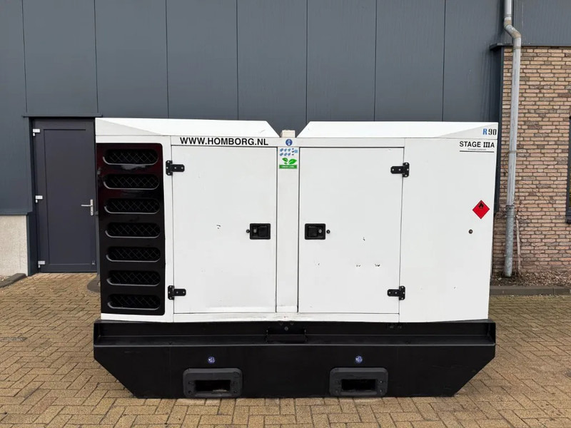 SDMO R90 C3 John Deere Leroy Somer 90 kVA Silent Rental generatorset - Электрогенератор: фото 1 SDMO R90 C3 John Deere Leroy Somer 90 kVA Silent Rental generatorset - Электрогенератор: фото 1