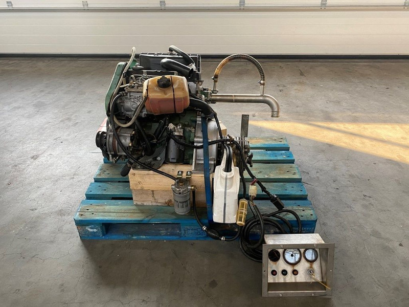 Volkswagen 068.2/M344 Marine Diesel motor 33 kW / 45 PK met keerkoppeling - Двигатель для Погрузочно-разгрузочной техники: фото 1 Volkswagen 068.2/M344 Marine Diesel motor 33 kW / 45 PK met keerkoppeling - Двигатель для Погрузочно-разгрузочной техники: фото 1