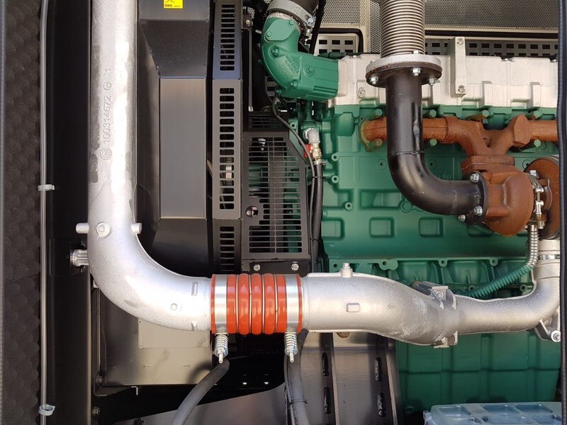 Volvo 275 kVA TAD 734 GE Stamford Supersilent generatorset New ! - Электрогенератор: фото 4 Volvo 275 kVA TAD 734 GE Stamford Supersilent generatorset New ! - Электрогенератор: фото 4