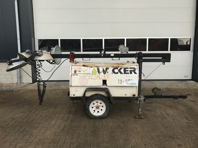 Wacker LTC4L Lombardini Diesel Mobiele light tower lichtmast aggregaat - Осветительная мачта: фото 1 Wacker LTC4L Lombardini Diesel Mobiele light tower lichtmast aggregaat - Осветительная мачта: фото 1