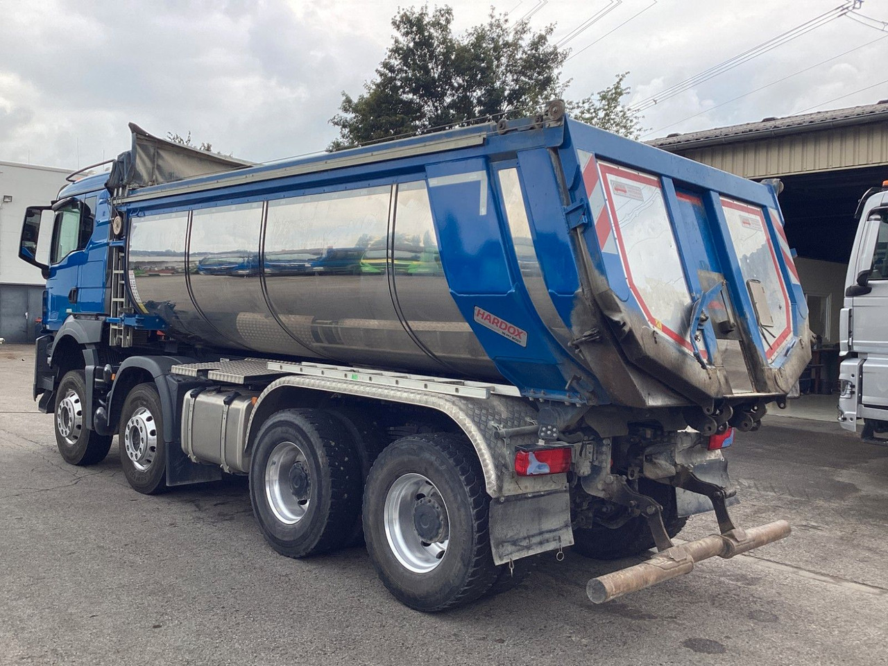 MAN TGS 35.510 Carnehl Thermomulde Asphalt 16,5m³ - Самосвал: фото 3 MAN TGS 35.510 Carnehl Thermomulde Asphalt 16,5m³ - Самосвал: фото 3