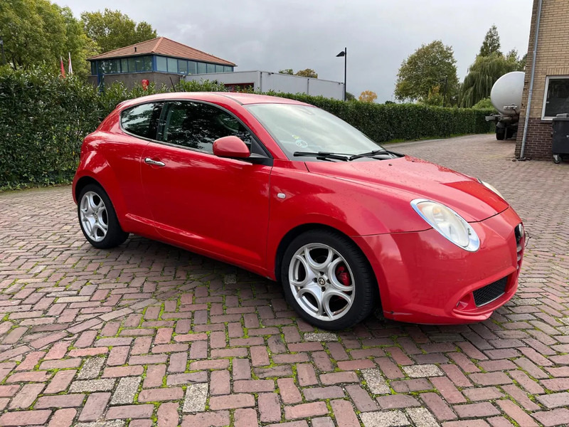 Alfa Romeo MiTo 1.4 T - Хэтчбек: фото 5 Alfa Romeo MiTo 1.4 T - Хэтчбек: фото 5