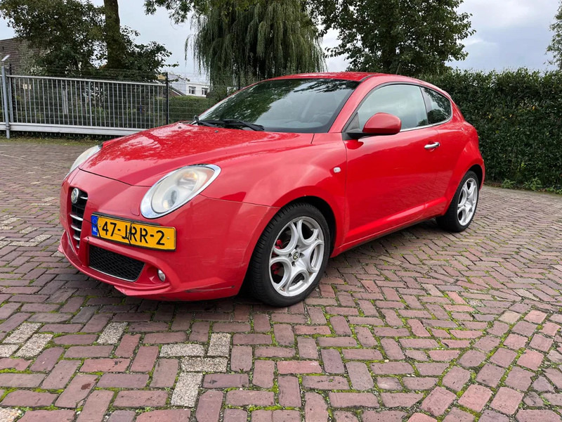 Alfa Romeo MiTo 1.4 T - Хэтчбек: фото 1 Alfa Romeo MiTo 1.4 T - Хэтчбек: фото 1