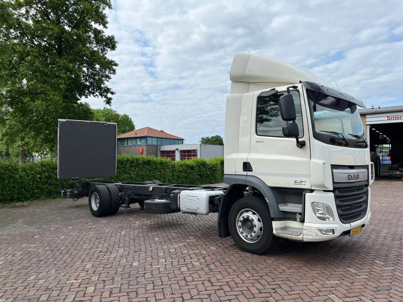 Грузовик-шасси DAF CF 260 CF 260 FA CHASSIS CABINE EURO 6: фото 5
