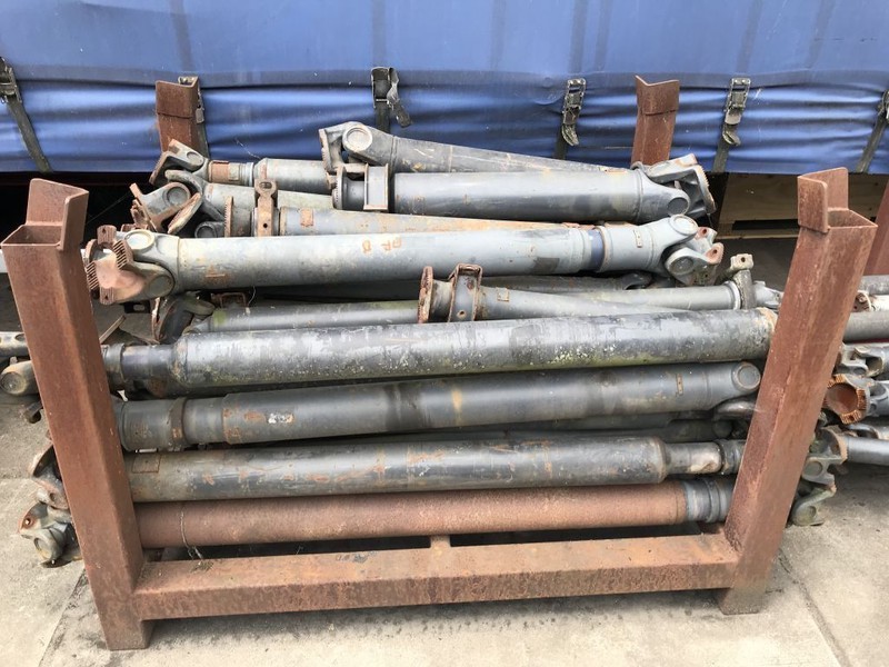 DAF Diverse aandrijfassen DAF - Приводный вал для Грузовиков: фото 4 DAF Diverse aandrijfassen DAF - Приводный вал для Грузовиков: фото 4