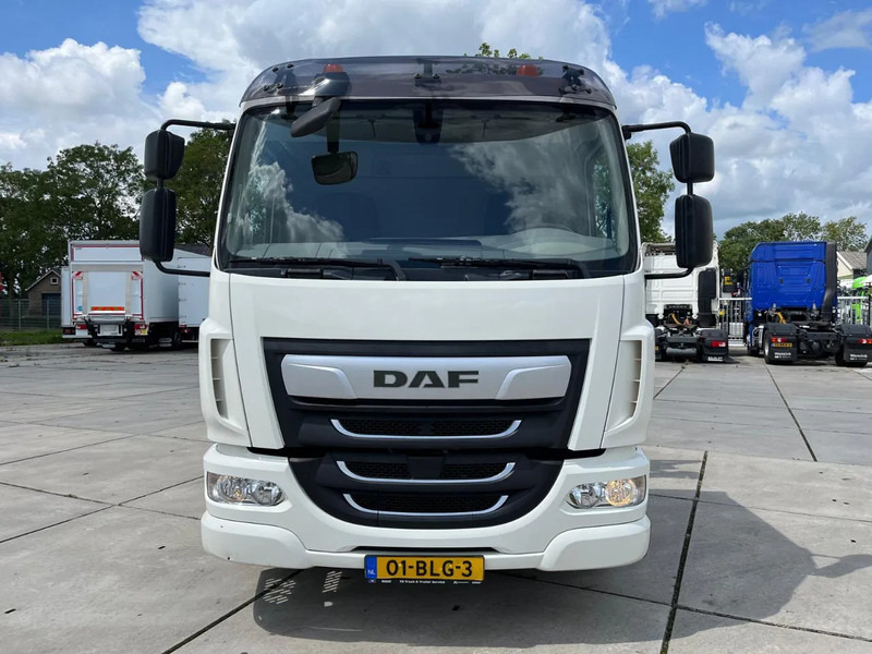 DAF LF 230 FA - Автоманипулятор: фото 4 DAF LF 230 FA - Автоманипулятор: фото 4