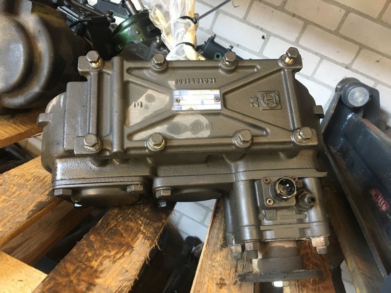 DAF PTO - Трансмиссия для Грузовиков: фото 1 DAF PTO - Трансмиссия для Грузовиков: фото 1