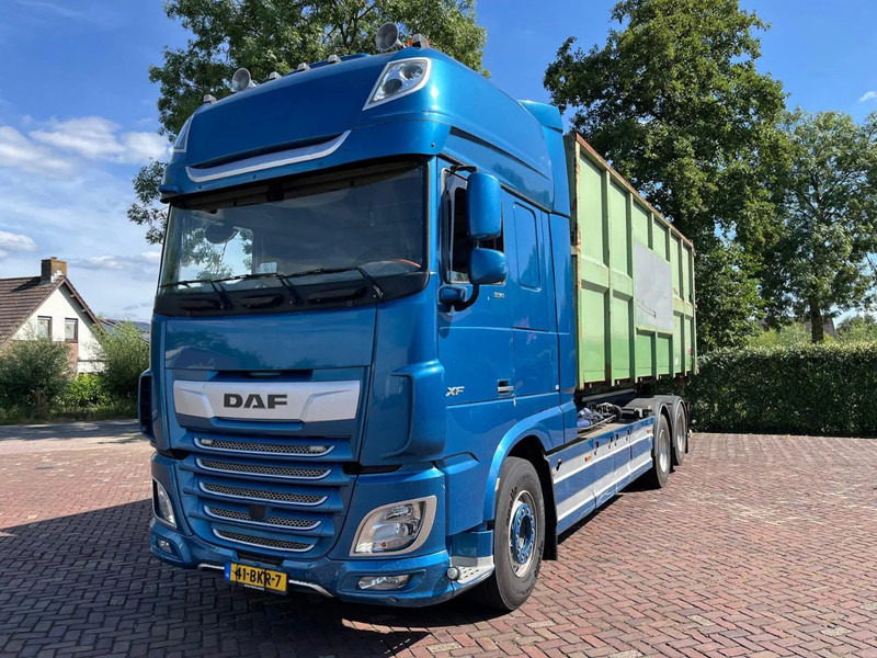 DAF XF 530 FAS - Грузовик-контейнеровоз/ Сменный кузов: фото 4 DAF XF 530 FAS - Грузовик-контейнеровоз/ Сменный кузов: фото 4