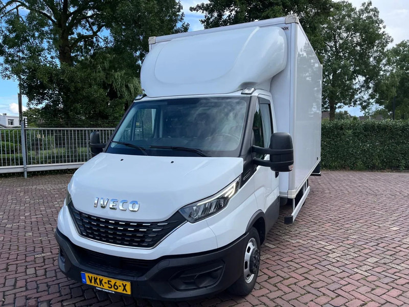 Iveco Daily 35C16 Achterdeuren (15 diverse modellen op voorraad) - Фургон с закрытым кузовом, Грузопассажирский фургон: фото 2 Iveco Daily 35C16 Achterdeuren (15 diverse modellen op voorraad) - Фургон с закрытым кузовом, Грузопассажирский фургон: фото 2