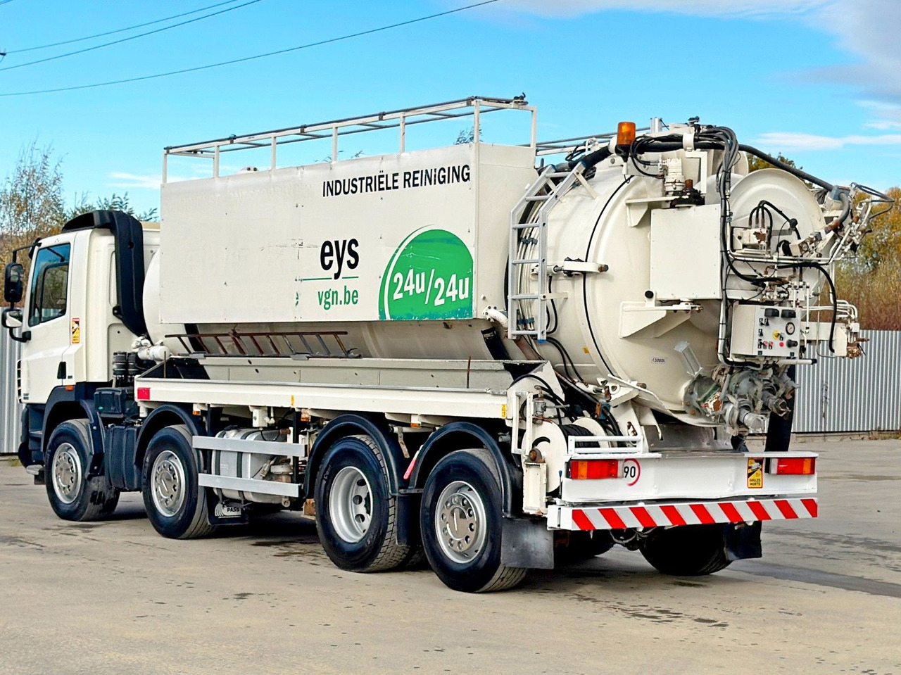 DAF CF 85.410 * Saug und Spülwagen +FUNK - Ассенизатор: фото 5 DAF CF 85.410 * Saug und Spülwagen +FUNK - Ассенизатор: фото 5