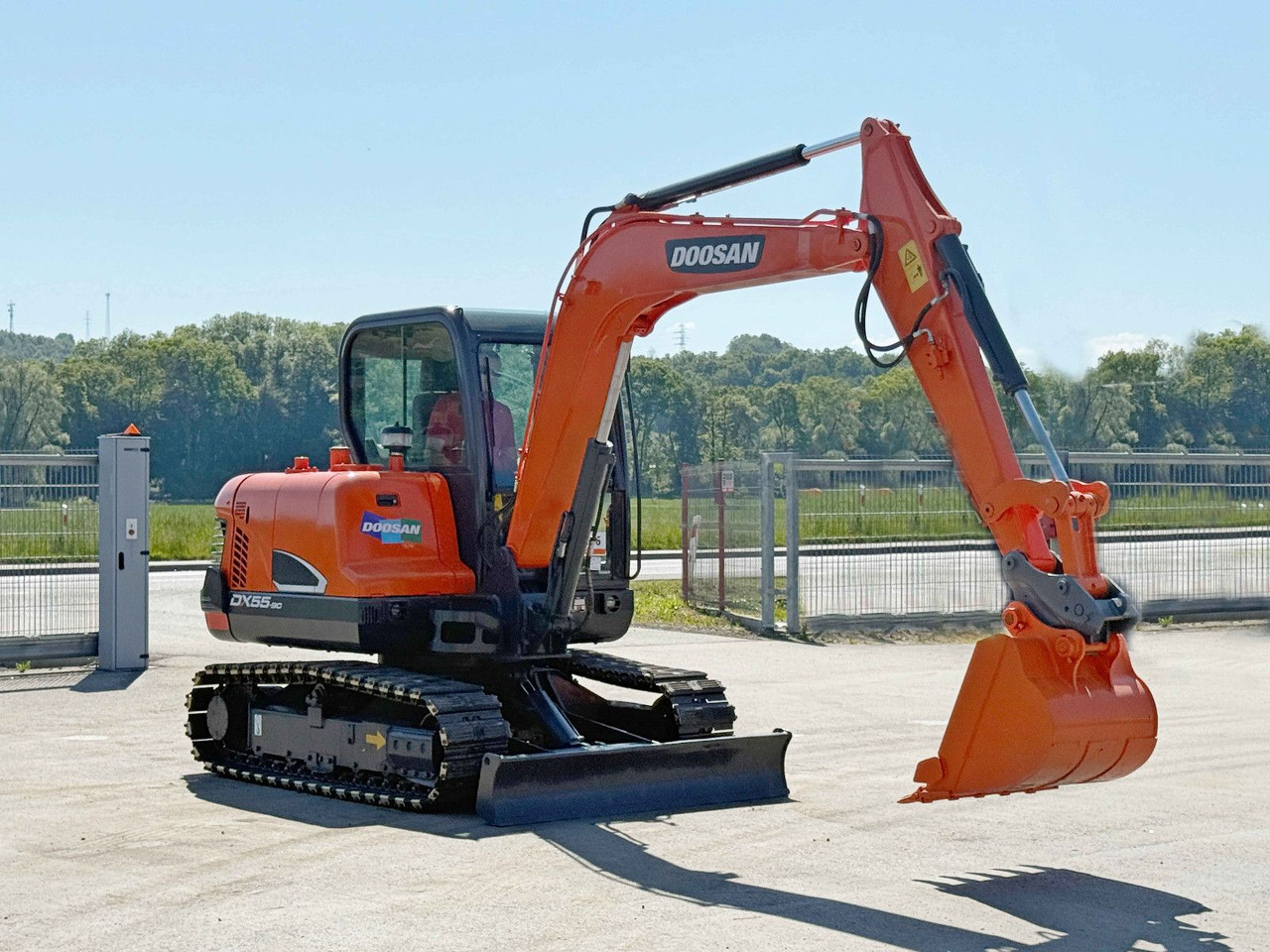 Doosan DX 55 - 9 C * Raupenbagger * TOPZUSTAND - Бульдозер: фото 2 Doosan DX 55 - 9 C * Raupenbagger * TOPZUSTAND - Бульдозер: фото 2