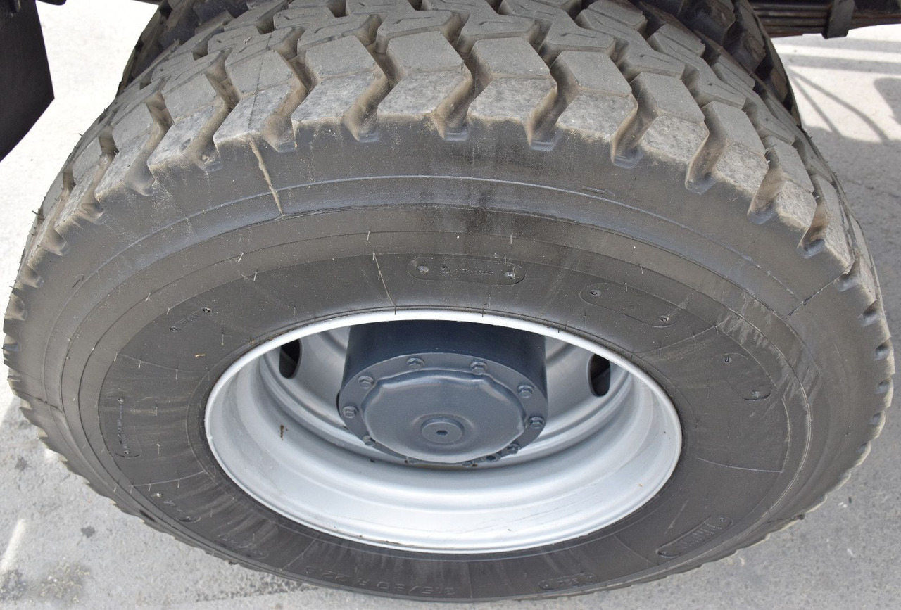 Самосвал, Автоманипулятор MAN LE 18.280 Kipper 3,70 m + PK 9501 /4x4: фото 12