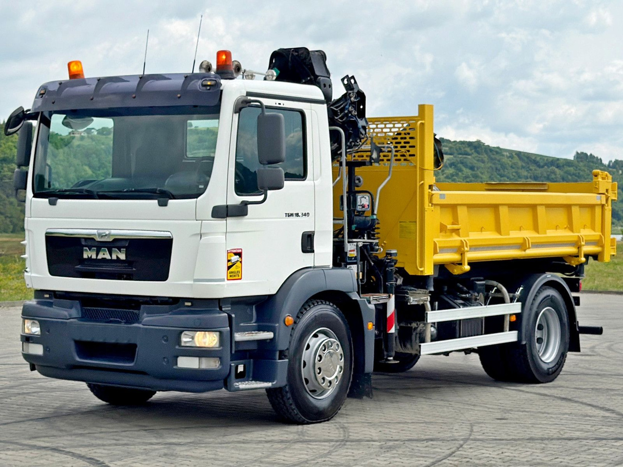 MAN TGM 18.340* KIPPER 4,05m*HIAB 111 B-2 HIDUO/FUNK - Автоманипулятор: фото 5 MAN TGM 18.340* KIPPER 4,05m*HIAB 111 B-2 HIDUO/FUNK - Автоманипулятор: фото 5