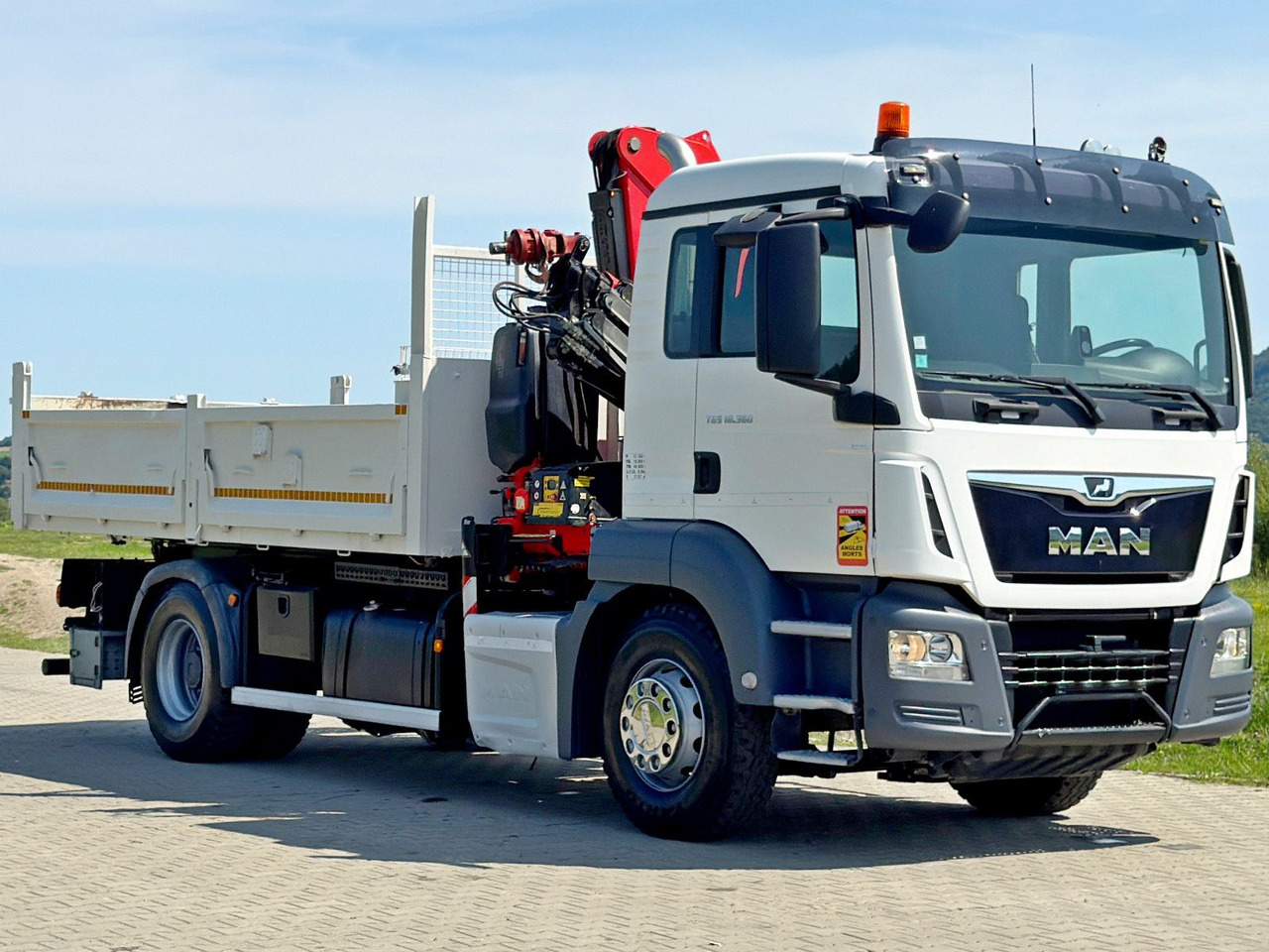 MAN TGS 18.360 * FASSI F135A.0.23 + FUNK * TOP - Самосвал, Автоманипулятор: фото 4 MAN TGS 18.360 * FASSI F135A.0.23 + FUNK * TOP - Самосвал, Автоманипулятор: фото 4