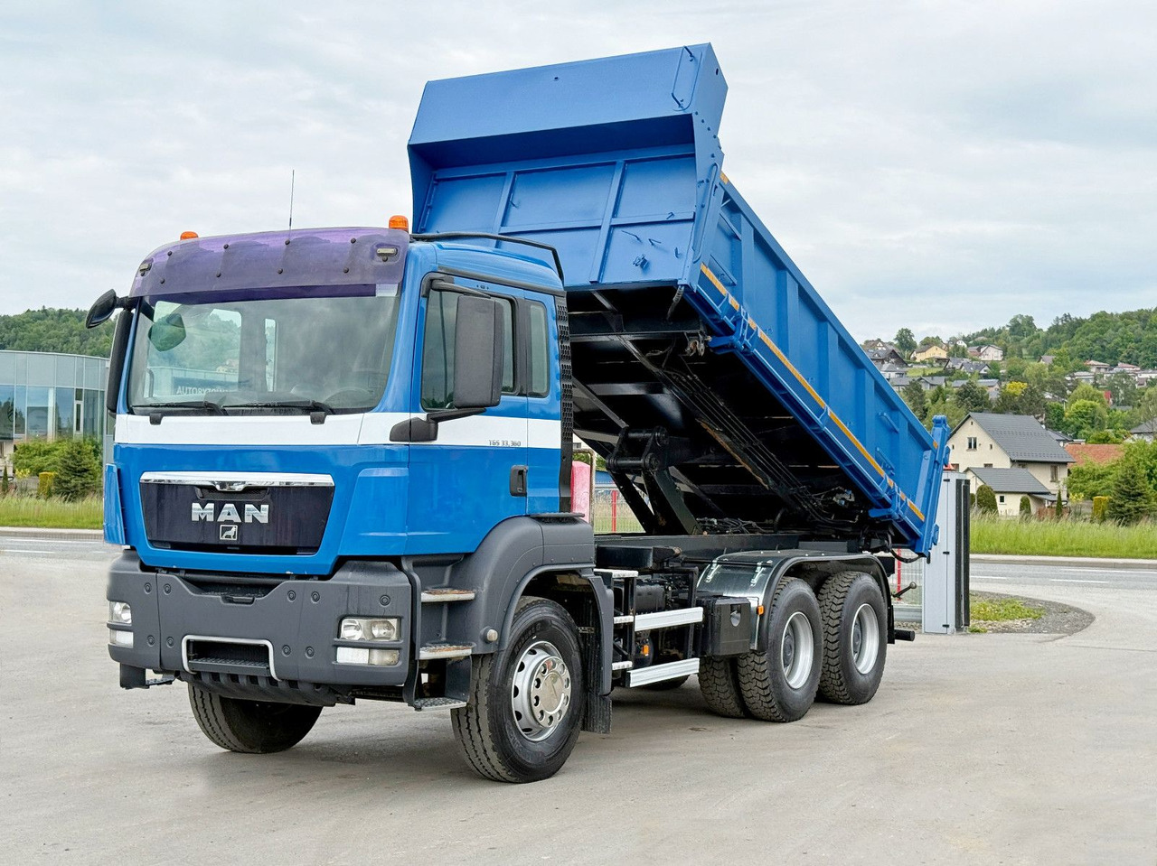 MAN TGS 33.360 * KIPPER 5,10 m + BORDMATIC /6x4* TOP - Самосвал, Автоманипулятор: фото 1 MAN TGS 33.360 * KIPPER 5,10 m + BORDMATIC /6x4* TOP - Самосвал, Автоманипулятор: фото 1