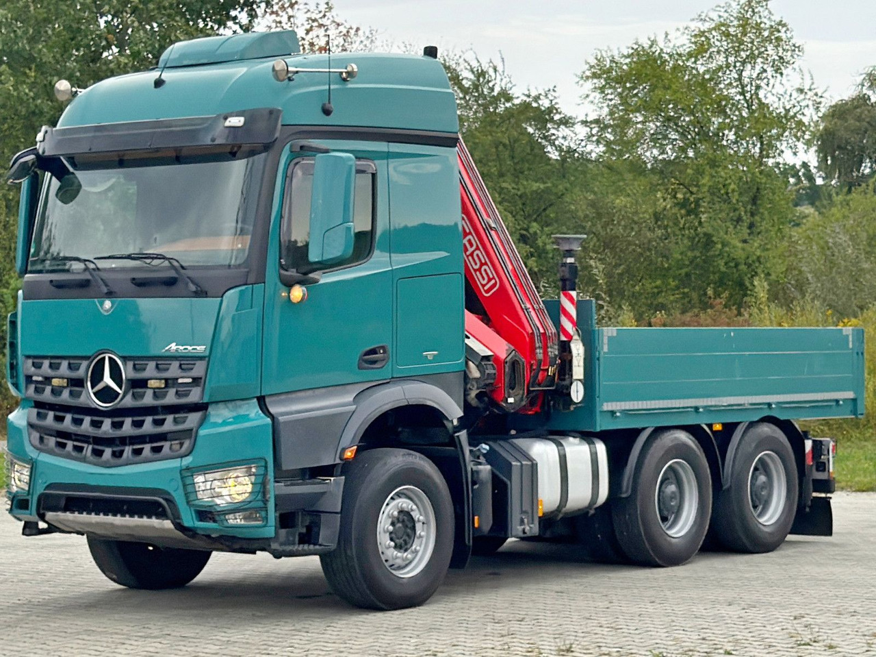 Mercedes-Benz AROCS 2548* FASSI F245A.0.24 E + FUNK / 6x4 *TOP - Автоманипулятор: фото 3 Mercedes-Benz AROCS 2548* FASSI F245A.0.24 E + FUNK / 6x4 *TOP - Автоманипулятор: фото 3