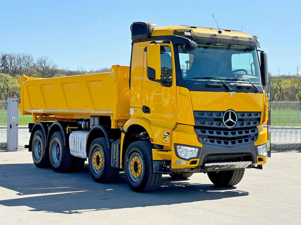 Mercedes-Benz AROCS 4148* KIPPER 6,00m + BORDMATIC /8x4 - Самосвал: фото 1 Mercedes-Benz AROCS 4148* KIPPER 6,00m + BORDMATIC /8x4 - Самосвал: фото 1