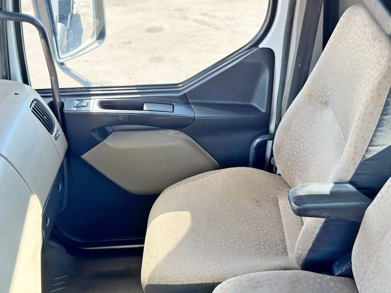 Грузовик-шасси Renault KERAX 370 * FAHRGESTELL 4,55 m / 4x4*TOPZUSTAND: фото 7