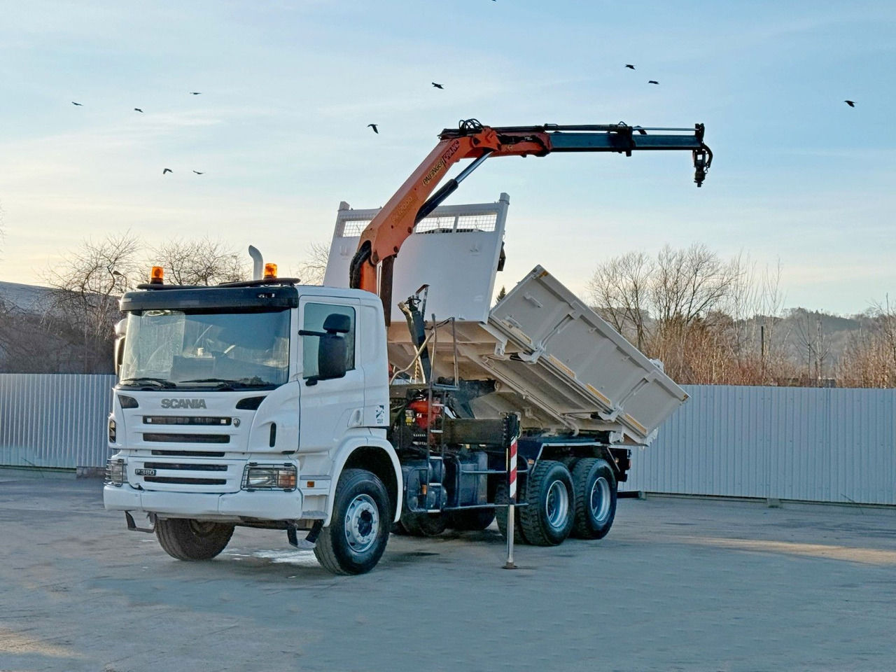 Scania P 380 Kipper 5,10 m * PK 12000 * 6x4 - Автоманипулятор: фото 2 Scania P 380 Kipper 5,10 m * PK 12000 * 6x4 - Автоманипулятор: фото 2