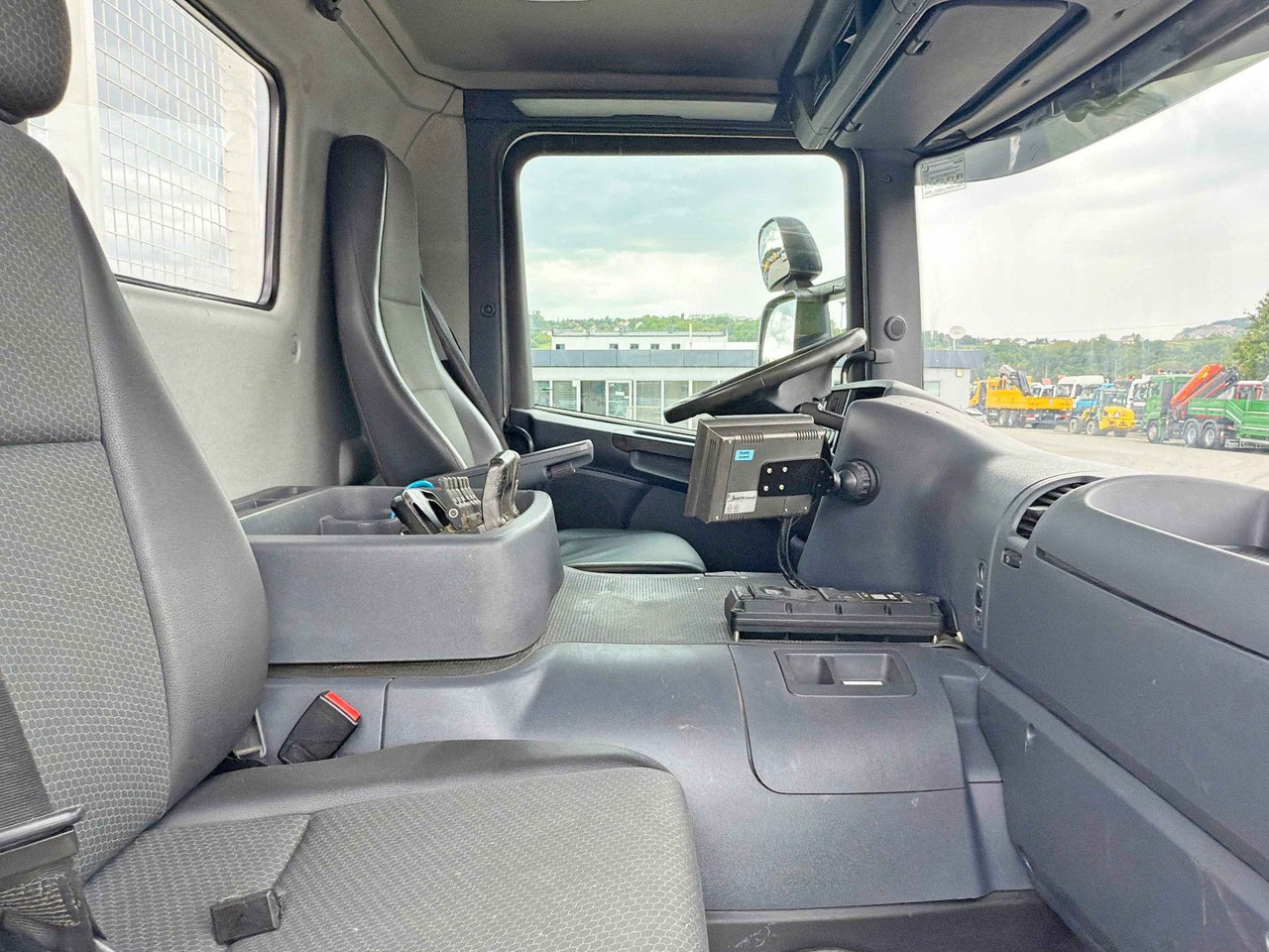 Автоманипулятор, Грузовик бортовой/ Платформа Scania P 410*PLATFORM 7,00m*HIAB 244 E-5 HIPRO+FUNK/8x4 Scania P 410*PRITSCHE 7,00m*HIAB 244 E-5 HIPRO+FUNK/8x4: фото 11