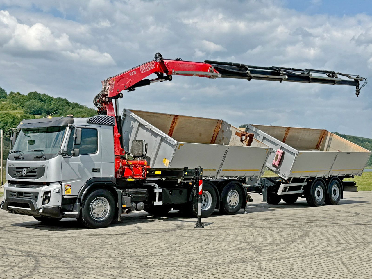 Volvo FMX 420* FASSI F275.2.25 + FUNK + Anhänger / TOP - Самосвал, Автоманипулятор: фото 3 Volvo FMX 420* FASSI F275.2.25 + FUNK + Anhänger / TOP - Самосвал, Автоманипулятор: фото 3