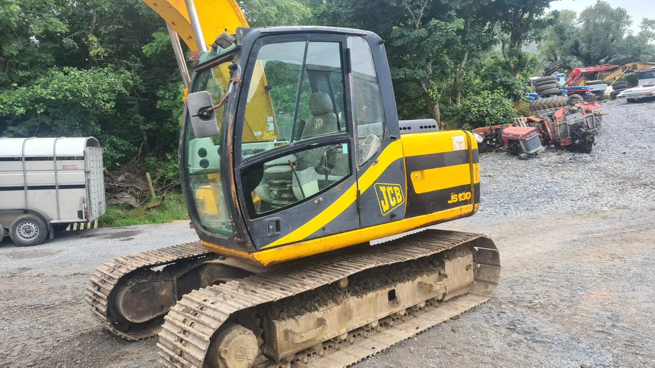 JCB JS 130 - Гусеничный экскаватор: фото 3 JCB JS 130 - Гусеничный экскаватор: фото 3