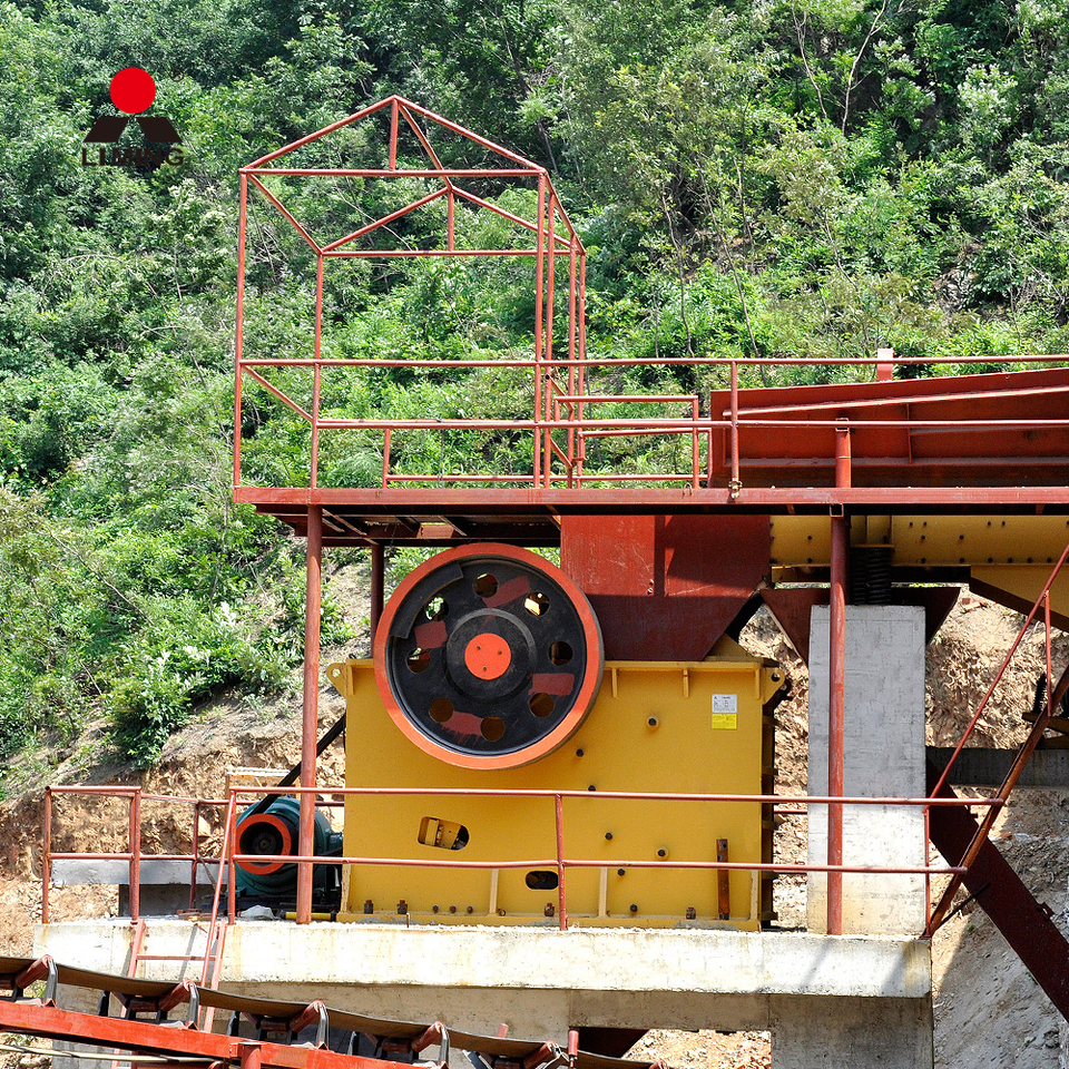 LIMING Large PE 600x900 Gold Ore Jaw Crusher Machine With Vibrating Screen - Щековая дробилка: фото 2 LIMING Large PE 600x900 Gold Ore Jaw Crusher Machine With Vibrating Screen - Щековая дробилка: фото 2