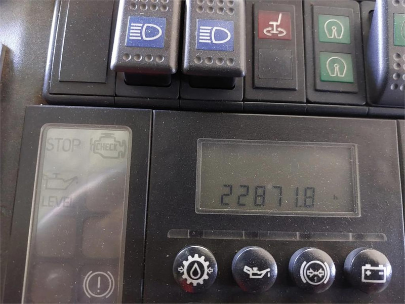 Терминальный тягач Terberg RT222 4x4: фото 19 Терминальный тягач Terberg RT222 4x4: фото 19