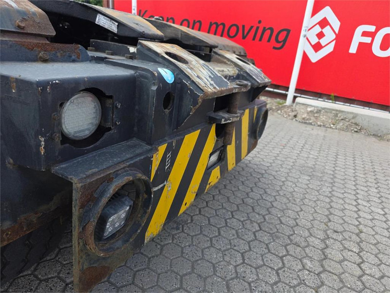 Терминальный тягач Terberg RT222 4x4: фото 11 Терминальный тягач Terberg RT222 4x4: фото 11