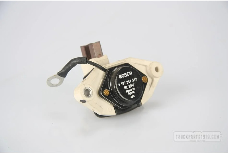 Bosch Electrical System Regelaar dynamo - Генератор для Грузовиков: фото 1 Bosch Electrical System Regelaar dynamo - Генератор для Грузовиков: фото 1