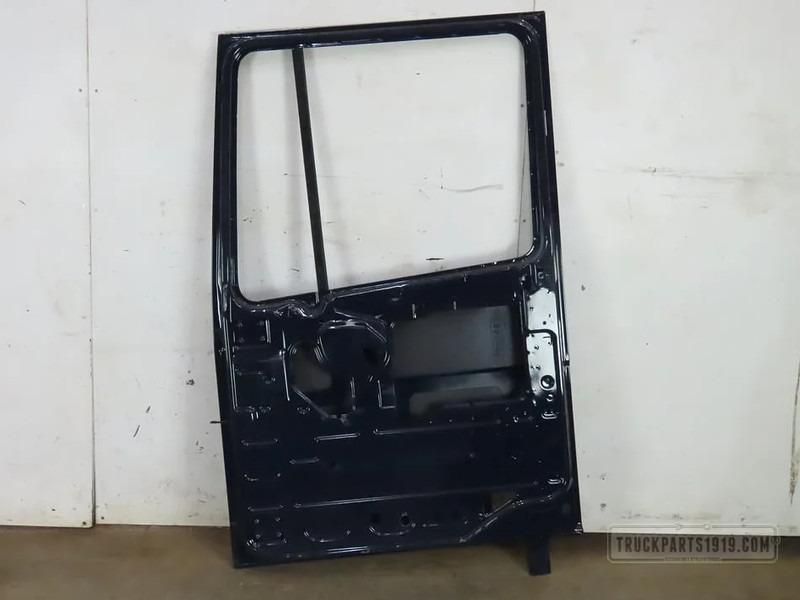 DAF Body & Chassis Parts Portier Re. DAF XF 105 - Дверь и запчасти для Грузовиков: фото 2 DAF Body & Chassis Parts Portier Re. DAF XF 105 - Дверь и запчасти для Грузовиков: фото 2