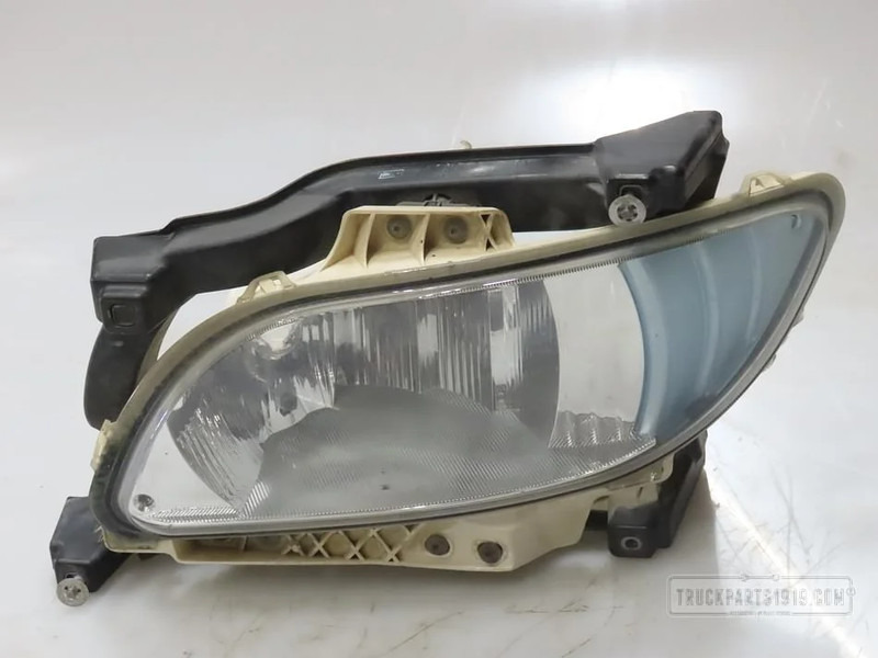 DAF Lighting Mistlamp Li. DAF CF - Противотуманная фара для Грузовиков: фото 1 DAF Lighting Mistlamp Li. DAF CF - Противотуманная фара для Грузовиков: фото 1