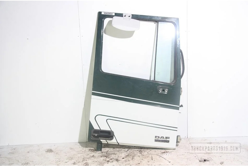 DAF XF Body & Chassis Parts DAF XF Deur re. Used - Дверь и запчасти для Грузовиков: фото 1 DAF XF Body & Chassis Parts DAF XF Deur re. Used - Дверь и запчасти для Грузовиков: фото 1