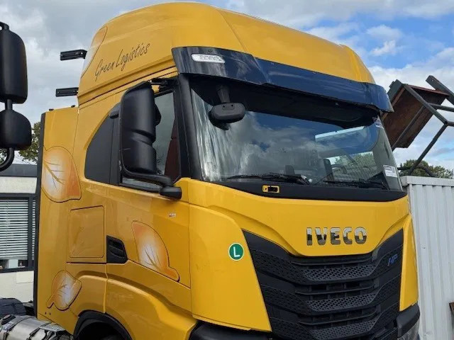 Iveco S-WAY Cabin 2021 - Кабина и интерьер для Грузовиков: фото 2 Iveco S-WAY Cabin 2021 - Кабина и интерьер для Грузовиков: фото 2