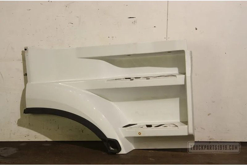 Mercedes-Benz Body & Chassis Parts Instapbak Re MB MP4 - Боковая подножка для Грузовиков: фото 1 Mercedes-Benz Body & Chassis Parts Instapbak Re MB MP4 - Боковая подножка для Грузовиков: фото 1