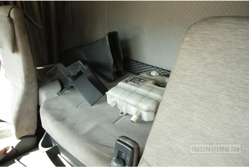 Renault Premium Body & Chassis Parts Cabine RENAULT PREMIUM - Кабина и интерьер для Грузовиков: фото 5 Renault Premium Body & Chassis Parts Cabine RENAULT PREMIUM - Кабина и интерьер для Грузовиков: фото 5