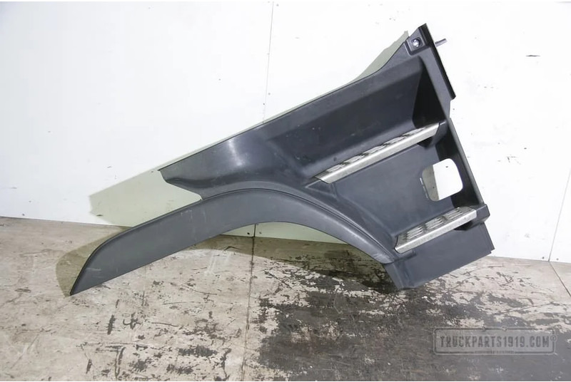 Volvo Body & Chassis Parts Instapbak Volvo FH RH. - Боковая подножка для Грузовиков: фото 1 Volvo Body & Chassis Parts Instapbak Volvo FH RH. - Боковая подножка для Грузовиков: фото 1