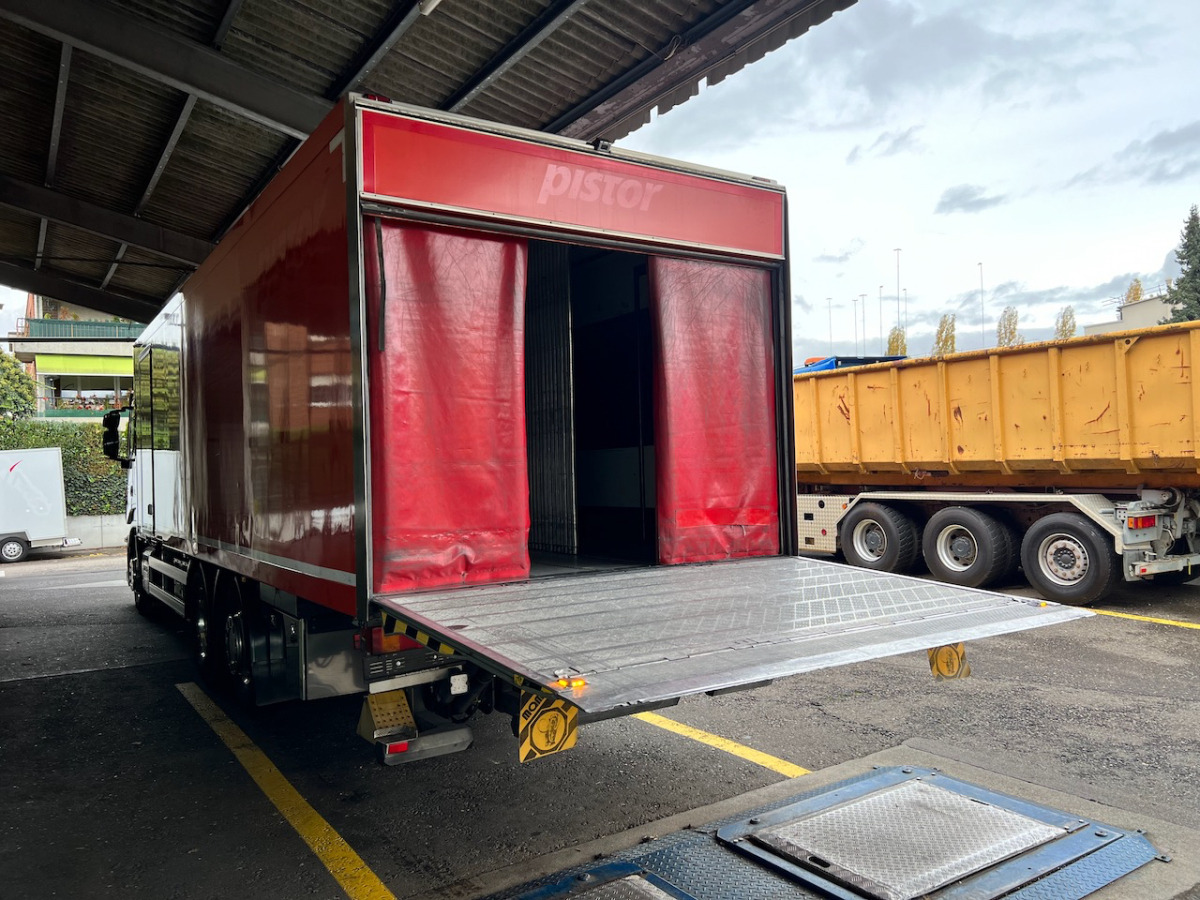 Грузовик с закрытым кузовом IVECO 260S42 Stralis: фото 20