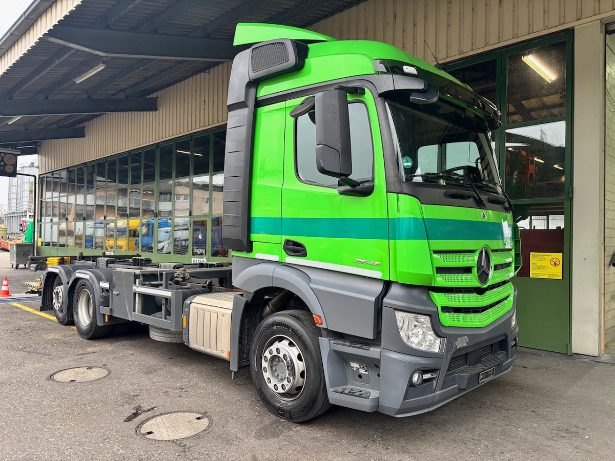 MERCEDES Actros 2543 6x2 Container Transport - Грузовик-контейнеровоз/ Сменный кузов: фото 1 MERCEDES Actros 2543 6x2 Container Transport - Грузовик-контейнеровоз/ Сменный кузов: фото 1