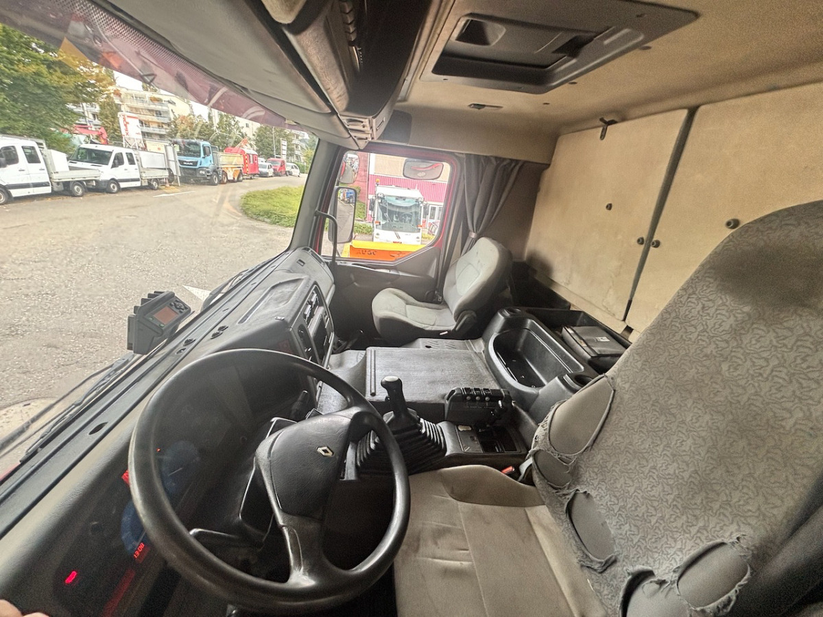 RENAULT Kerax 420DCI 4x4 - Самосвал: фото 4 RENAULT Kerax 420DCI 4x4 - Самосвал: фото 4